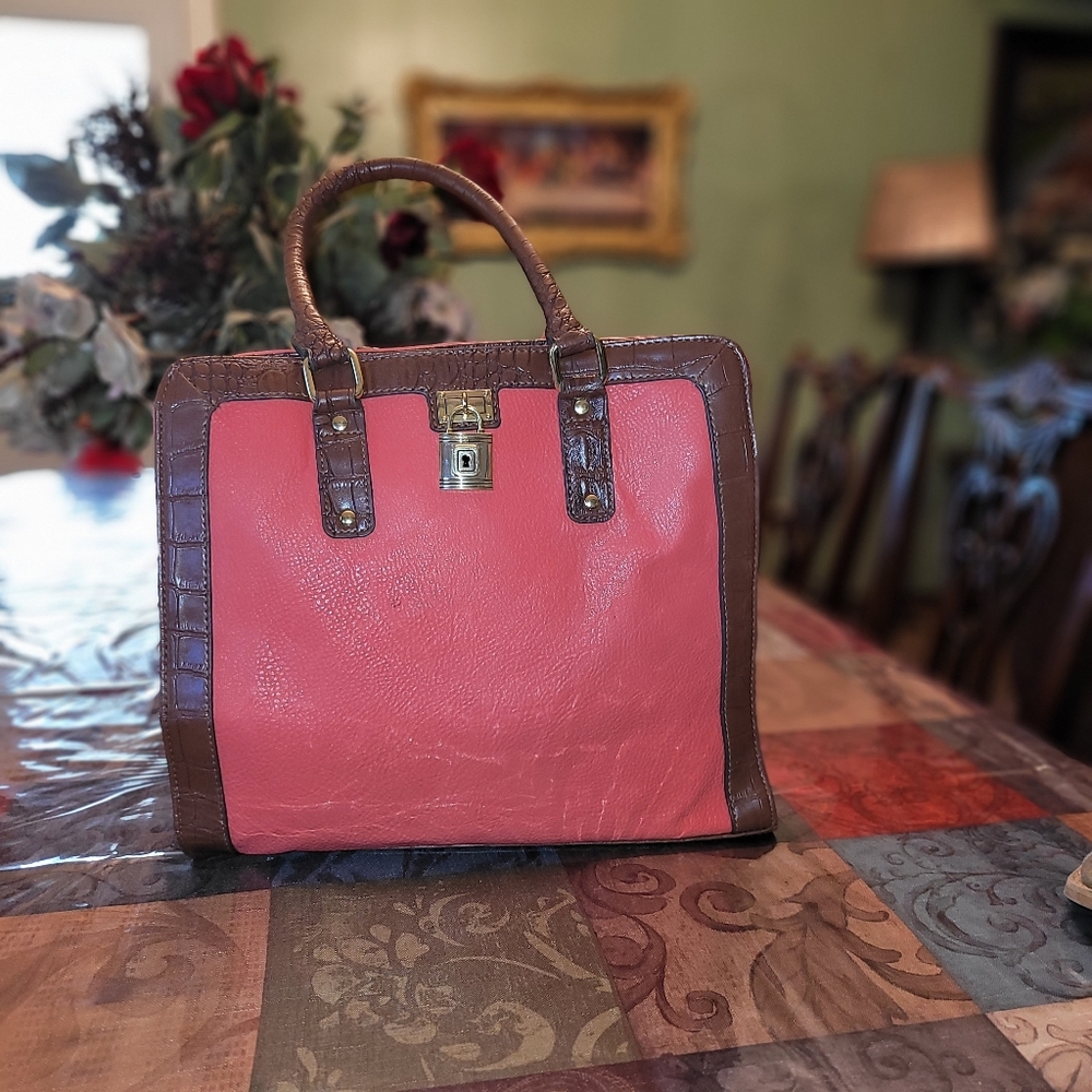 Carry on purse